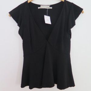*NWT* Beautiful Plunge Peplum Flutter Sleeve Top